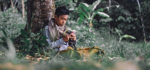 Tadarus Al-Qur'an di alam